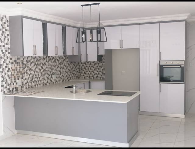 4 BEDROOM HOUSE FOR SALE IN BENDOR